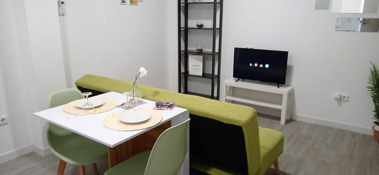 Apartamento Interior En El Absoluto Centro Ba Algeciras Exteriér fotografie